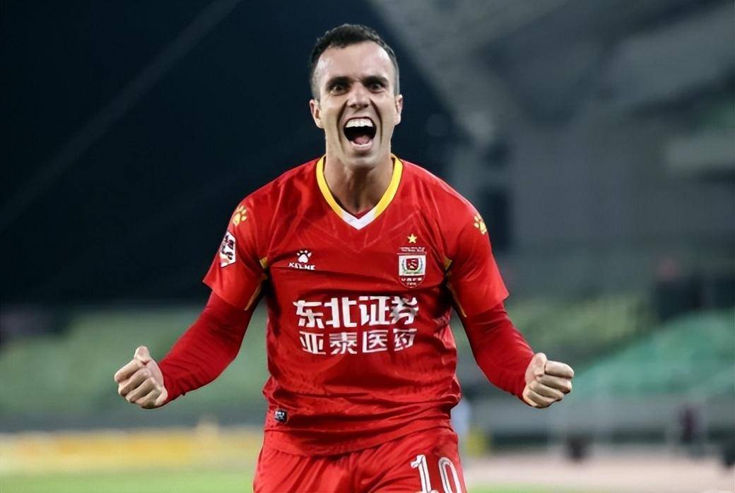 开云体育平台APP-南美洲球队备战新赛季，冲刺联赛冠军