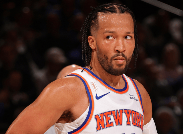 关于尼克斯惨遭猛龙零封，球队连续两场比赛全线低迷的信息