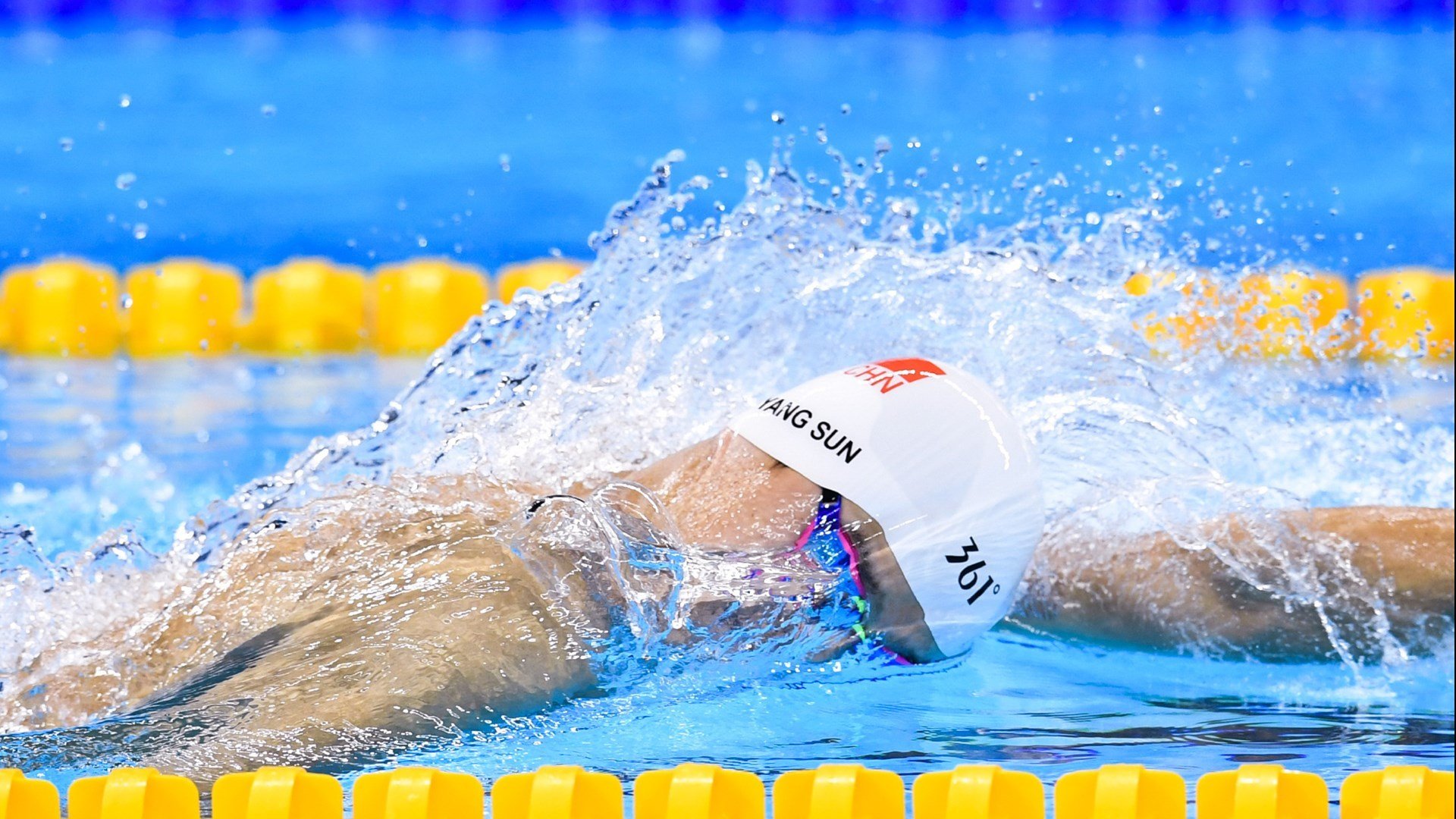 深圳铁壁封锁国王，范弗利特化身关键先生书写逆转传奇