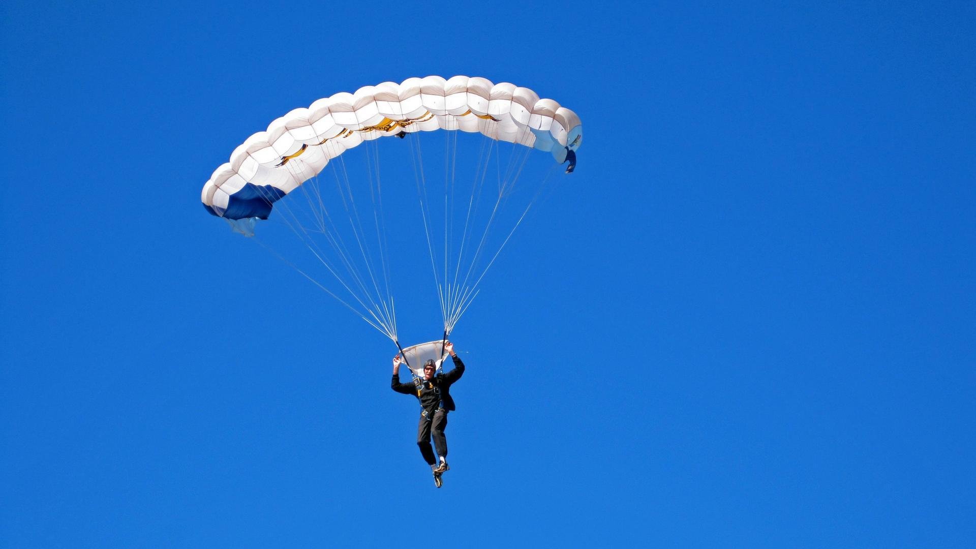 凯恩关键进球定乾坤，亚特兰大力克摩洛哥