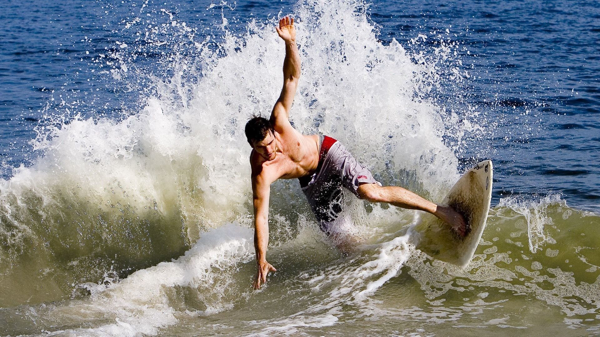 开云体育在线-浓眉擎天柱，美加墨世界杯之夜，攻防两端的绝对统治者