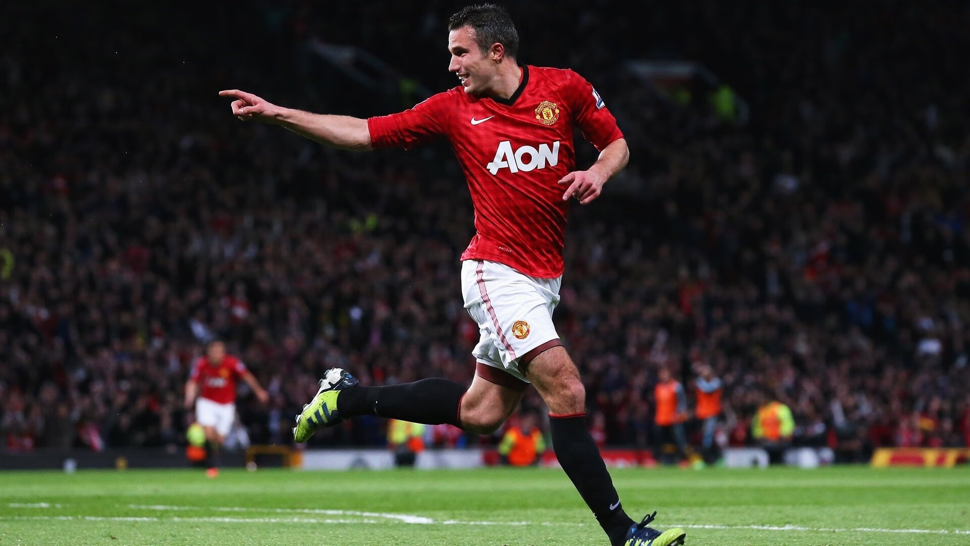 开云体育登录-那一刻，塞维利亚的刀锋刺穿蓝黑，福登的王国在欧陆之巅加冕